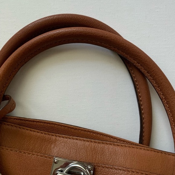 SOLD❗️ Michael Kors Hamilton Large Tote Bag - Picture 5 of 11